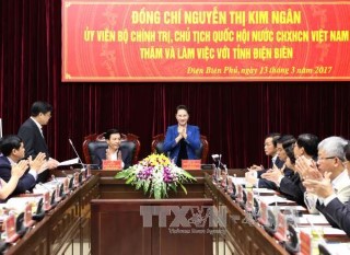 Chủ tịch Quốc hội Nguyễn Thị Kim Ngân làm việc với lãnh đạo chủ chốt tỉnh Điện Biên